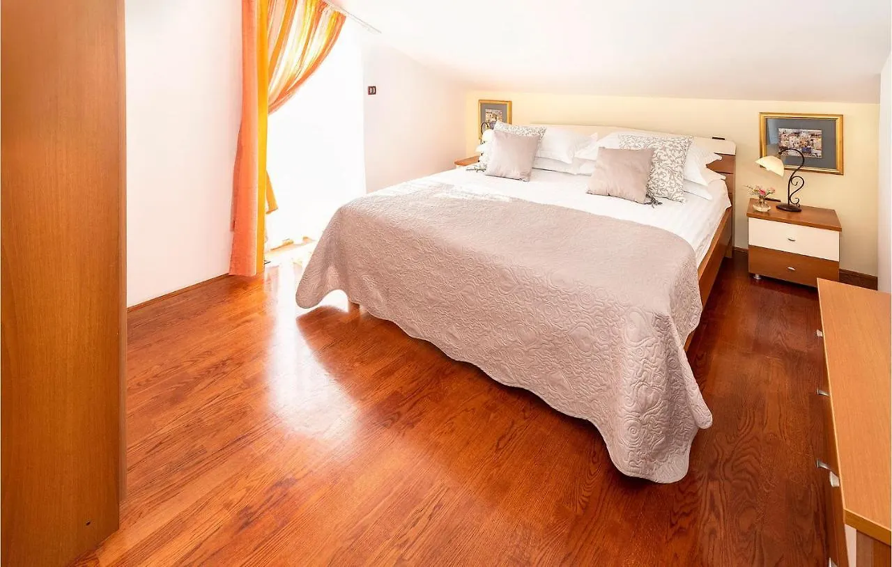 Gorgeous Apartment In Malinska With Swimming Pool
