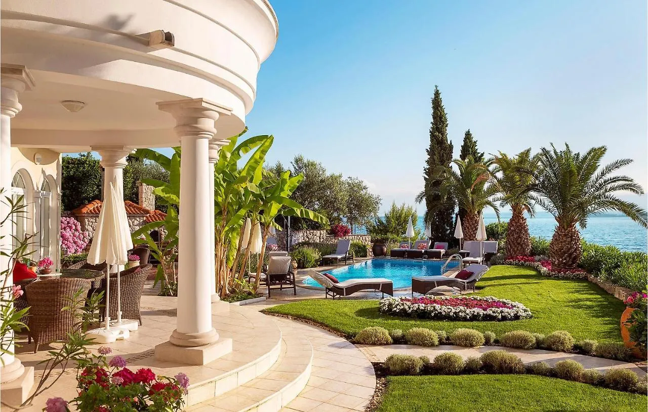 Gorgeous Apartment In Malinska With Swimming Pool Croatia