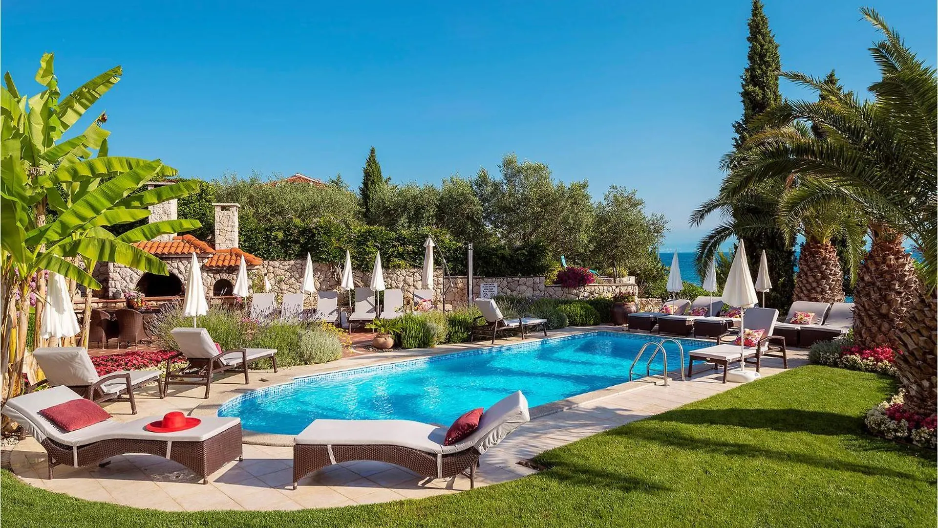 Gorgeous Apartment In Malinska With Swimming Pool