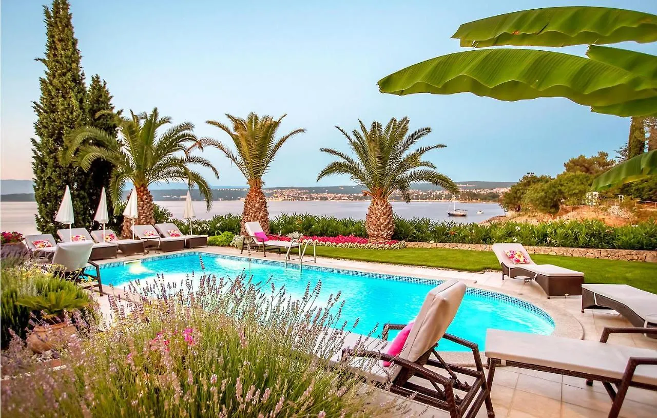 Gorgeous Apartment In Malinska With Swimming Pool