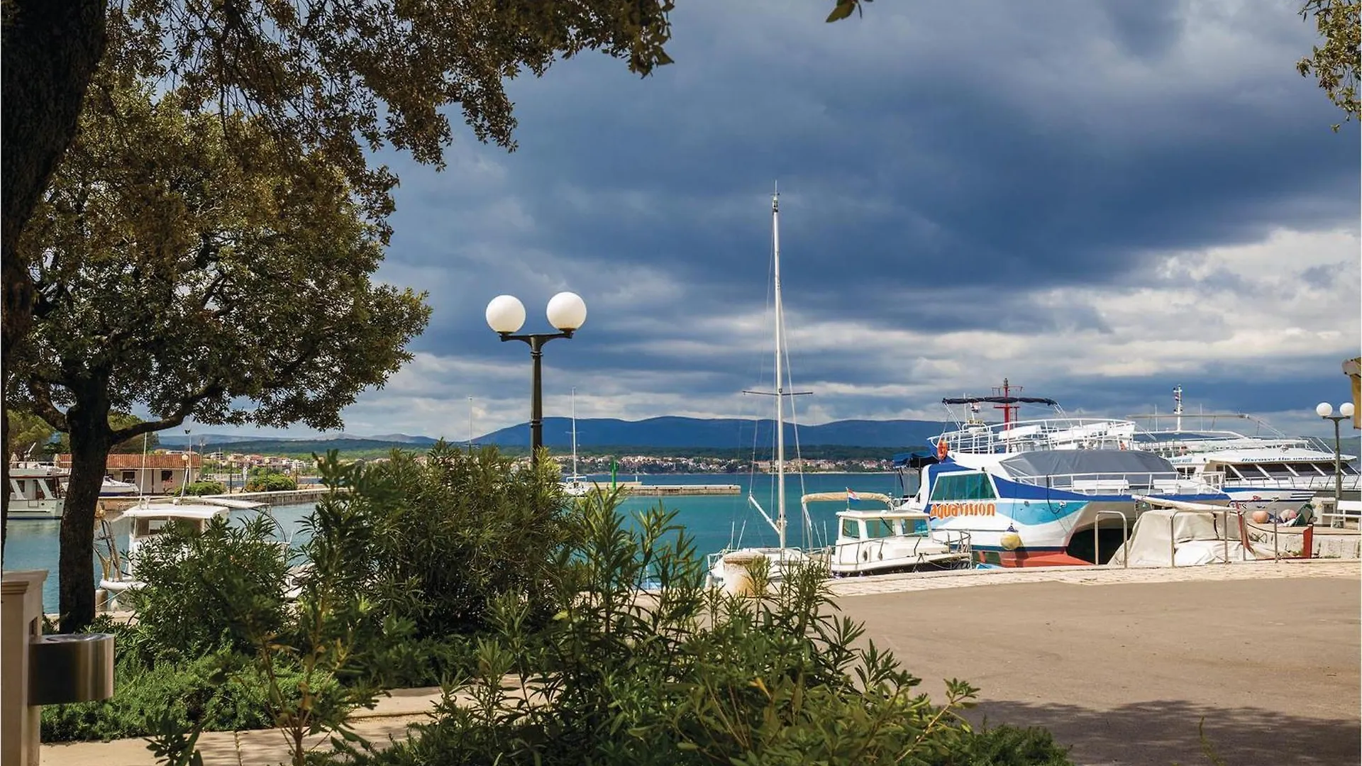 Gorgeous Apartment In Malinska With Swimming Pool 0*,  Κροατία