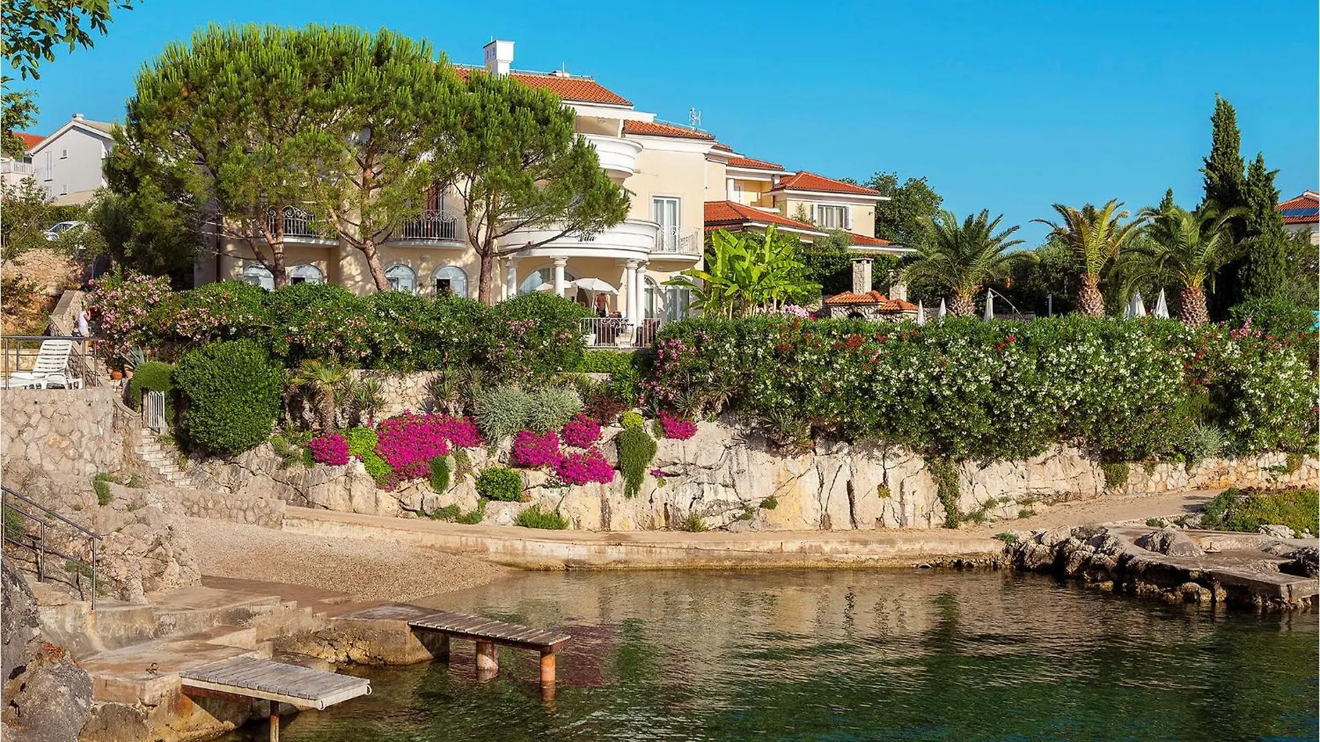 Gorgeous Apartment In Malinska With Swimming Pool Κροατία