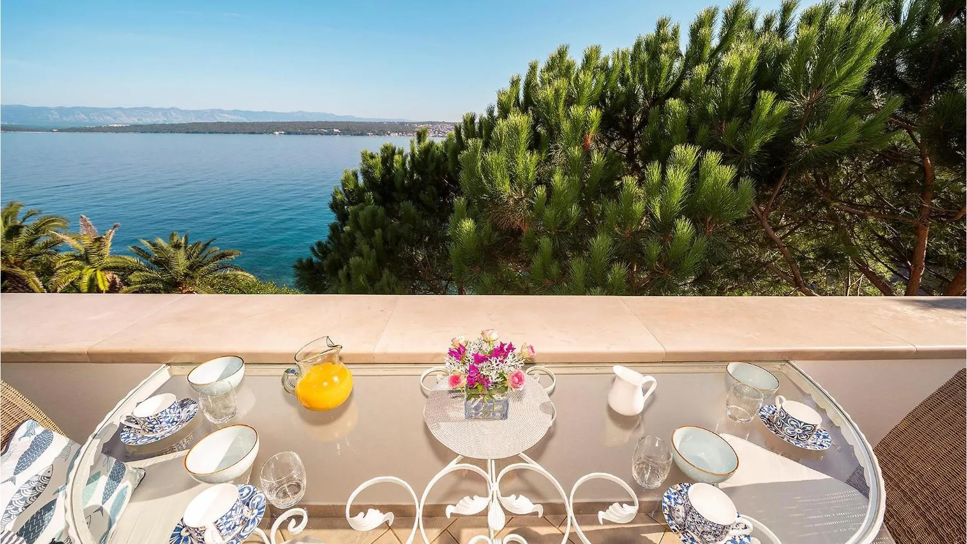 Gorgeous Apartment In Malinska With Swimming Pool Κροατία